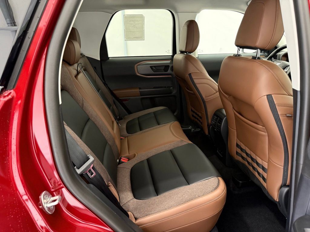 New 2026 Ford Bronco Sport Outer Banks w/ Outer Banks Tech Package+ AWD/4WD image 25