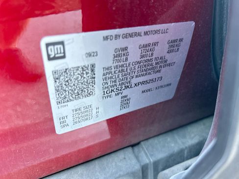 Used 2023 GMC Yukon XL Denali image 36