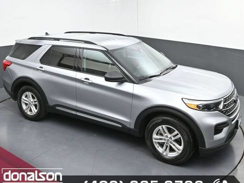 Used 2023 Ford Explorer XLT RWD image 19