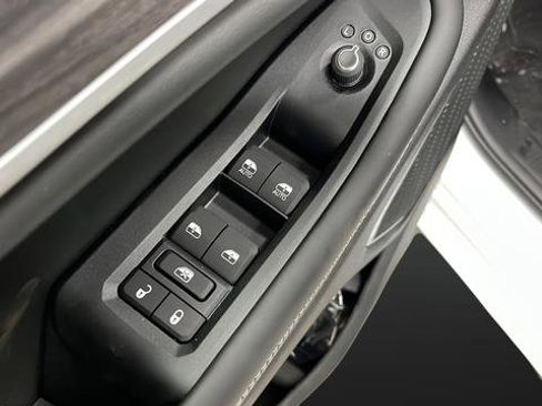 New 2026 Jeep Grand Cherokee Limited image 22