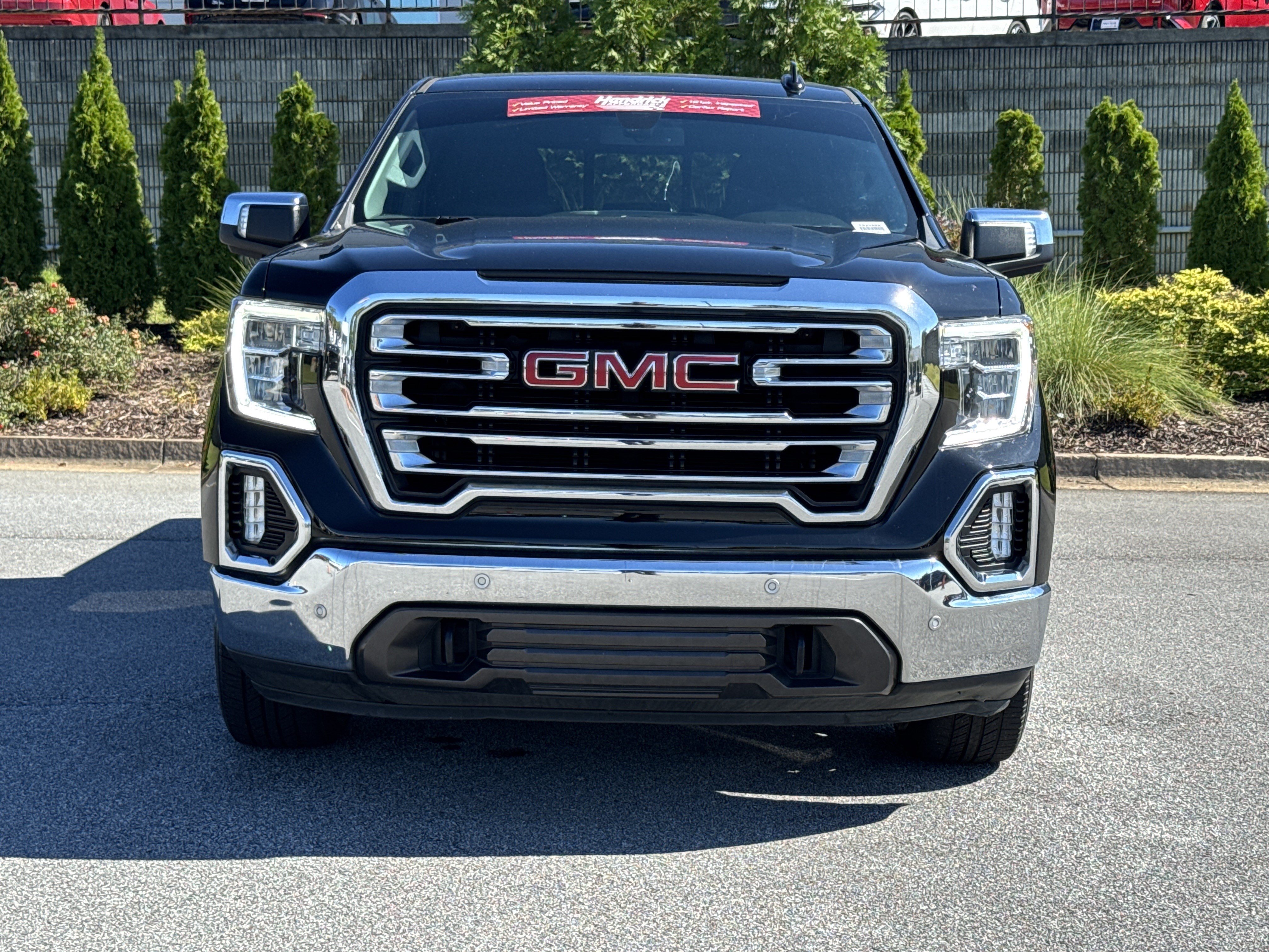 Used 2022 GMC Sierra 1500 SLT w/ SLT Premium Plus Package RWD image 3