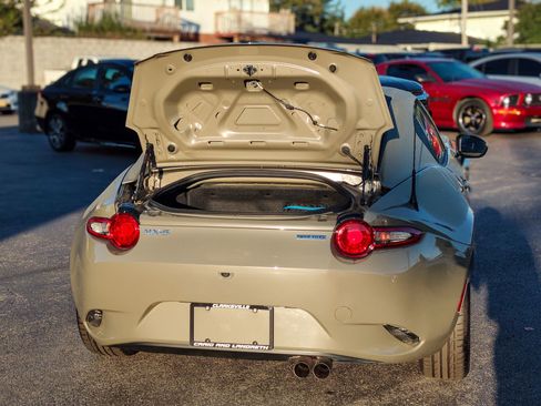 Used 2023 MAZDA MX-5 Miata Grand Touring w/ Weather Package image 47