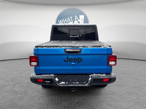 Used 2022 Jeep Gladiator Sport image 5