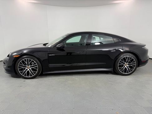 Certified 2024 Porsche Taycan image 2