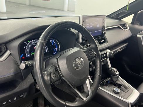 Used 2022 Toyota RAV4 XSE image 7