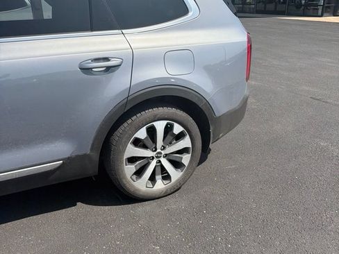 Used 2022 Kia Telluride S AWD/4WD image 6