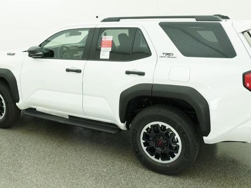 New 2026 Toyota 4Runner 4WD image 7