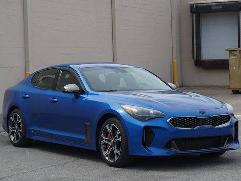 Used 2018 Kia Stinger GT AWD/4WD image 3