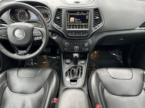 Used 2023 Jeep Cherokee Altitude Lux image 13