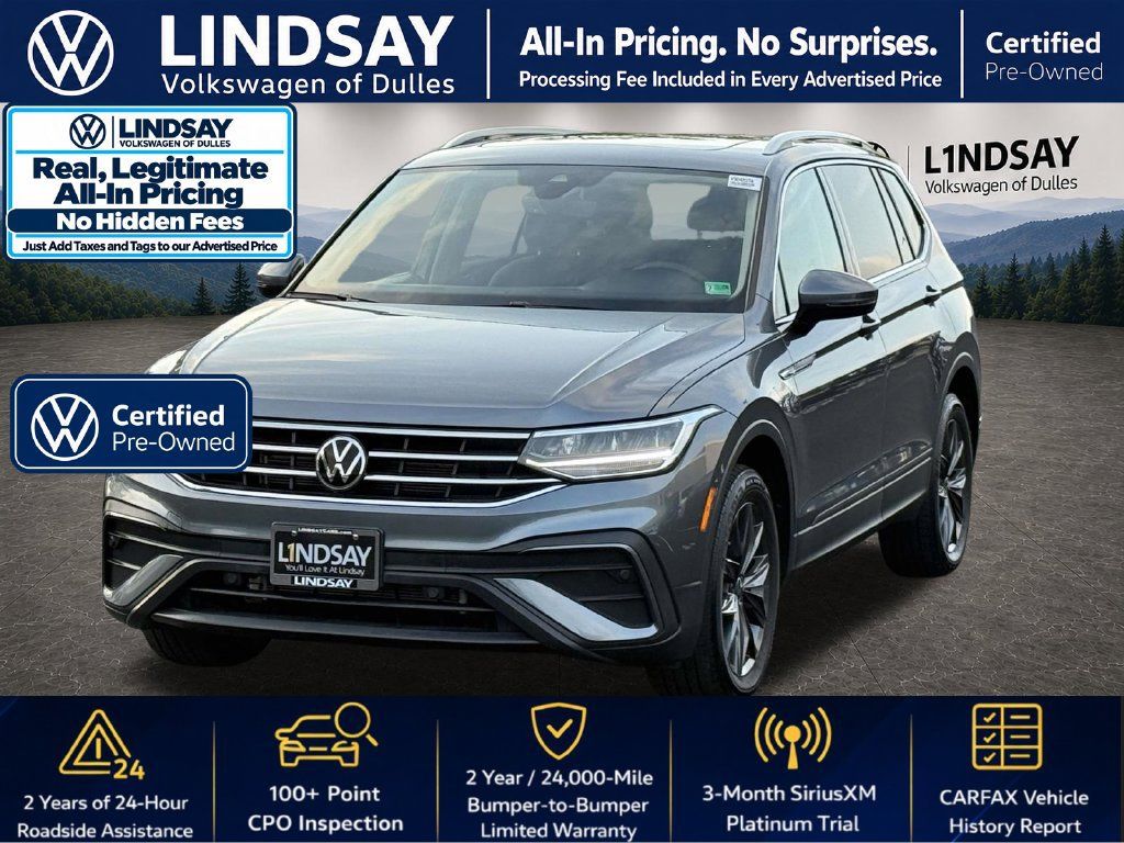 Used 2023 Volkswagen Tiguan SE w/ Panoramic Sunroof Package FWD image 4