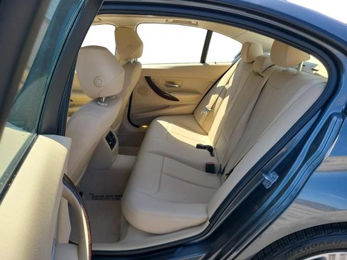 Used 2014 BMW 320i Sedan RWD image 18