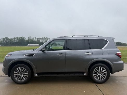 Used 2023 Nissan Armada SL w/ Cargo Package AWD/4WD image 10
