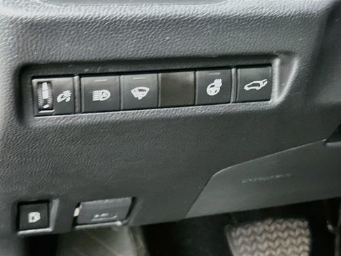 Certified 2022 Toyota RAV4 SE w/ Convenience Package AWD/4WD image 10