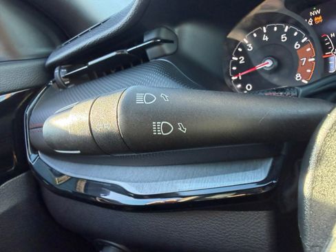 Used 2023 Jeep Compass Trailhawk image 29