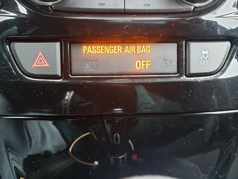 Used 2022 Buick Encore Preferred w/ Safety Package image 20