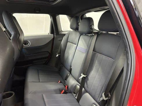 Certified 2025 MINI Cooper S image 11