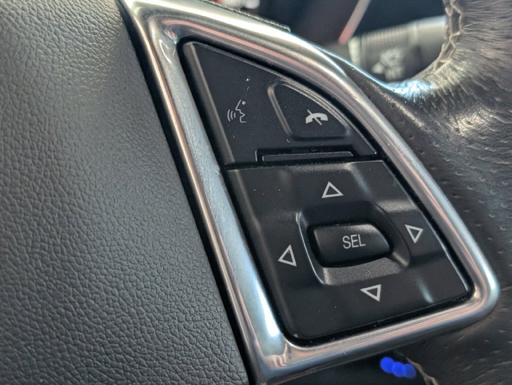 Used 2021 Chevrolet Camaro LT RWD image 19