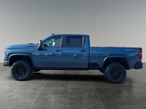 Used 2024 Chevrolet Silverado 2500 ZR2 w/ ZR2 Bison Edition image 4
