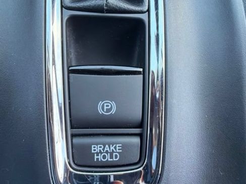 Used 2022 Honda HR-V Sport image 27
