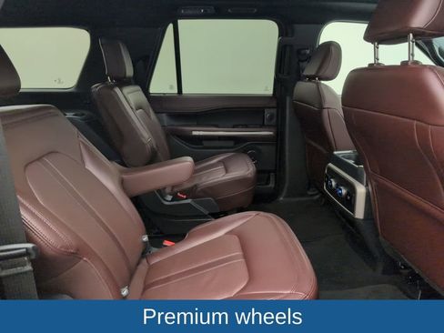 Used 2024 Ford Expedition Max Limited image 16