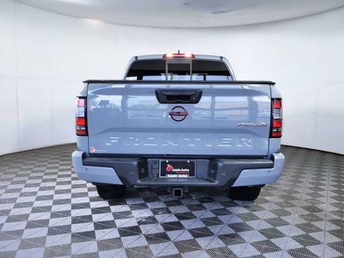 Used 2022 Nissan Frontier PRO-4X w/ Technology Package AWD/4WD image 5