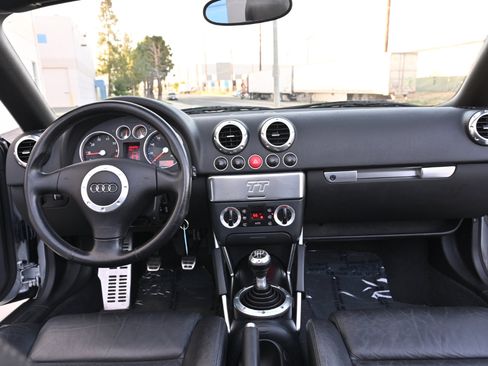 Used 2001 Audi TT 1.8T FWD image 21