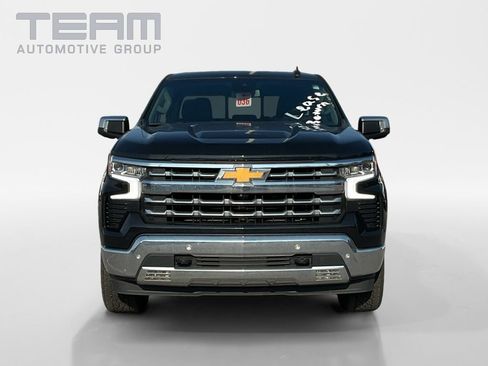 Used 2023 Chevrolet Silverado 1500 LTZ w/ LTZ Convenience Package II AWD/4WD image 2