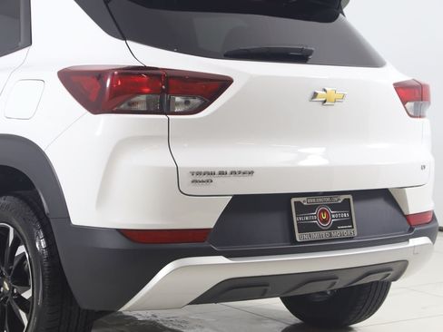 Used 2023 Chevrolet TrailBlazer LT AWD/4WD image 21