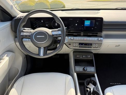 Used 2024 Hyundai Kona Limited image 9