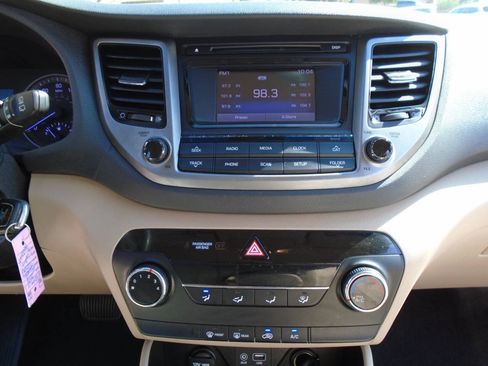 Used 2016 Hyundai Tucson SE FWD image 14