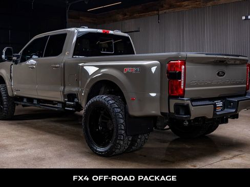 Used 2026 Ford F450 XLT w/ XLT Premium Package image 6