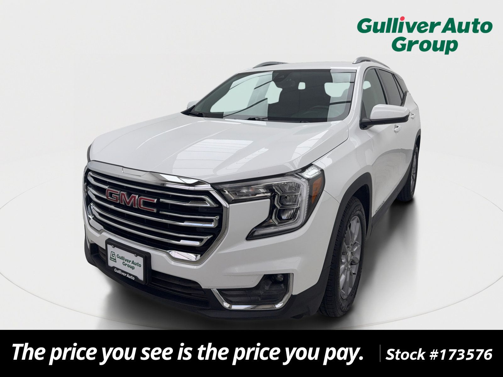 Used 2024 GMC Terrain SLT FWD image 1