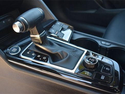 Used 2024 Kia Sportage X-Line w/ X-Line Premium Package image 25