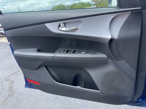 Certified 2024 Kia Forte LXS FWD image 18