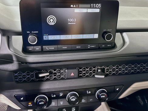 Used 2024 Honda Accord EX image 18
