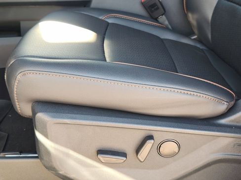 New 2026 Ford F350 Lariat w/ Lariat Premium Package image 21