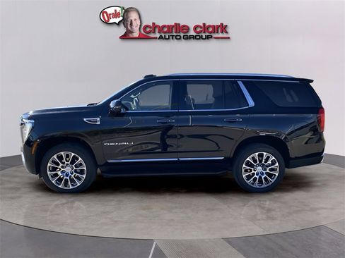 Used 2025 GMC Yukon Denali image 3