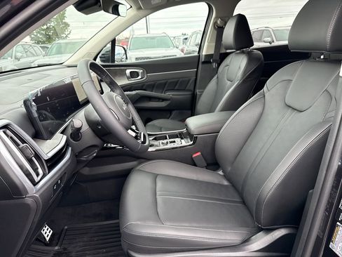New 2025 Kia Sorento SX image 17