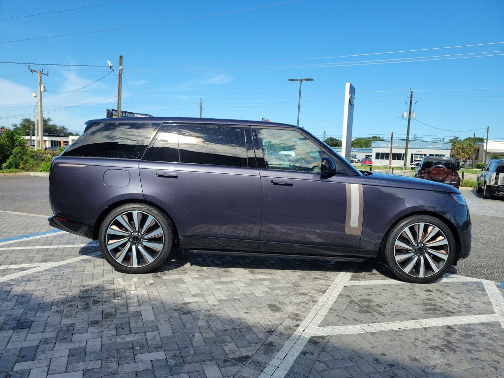 New 2026 Land Rover Range Rover SV AWD/4WD image 6