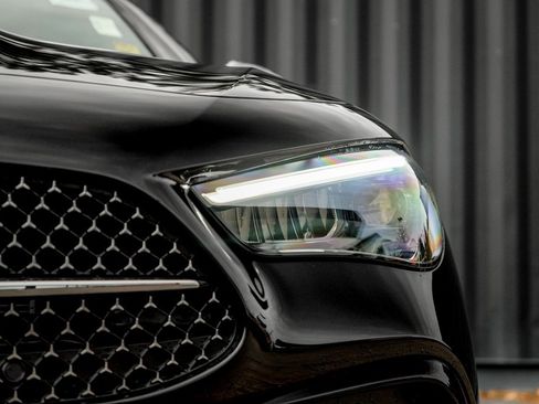 New 2026 Mercedes-Benz CLE 300 4MATIC Cabriolet image 9