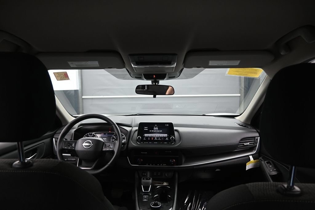 Certified 2026 Nissan Rogue SV AWD/4WD image 27