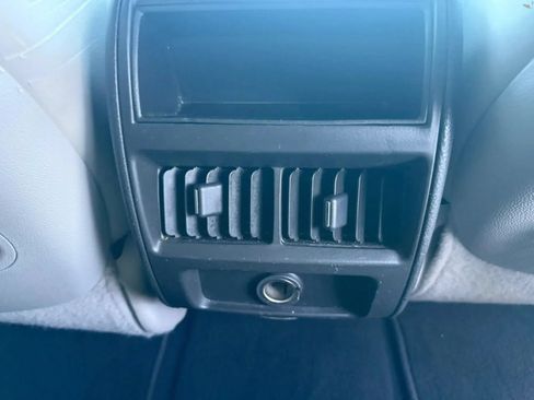 Used 2015 Cadillac SRX FWD image 20
