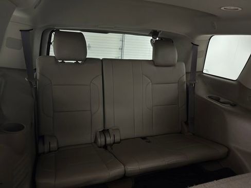 Used 2019 GMC Yukon SLT w/ Premium Edition image 26