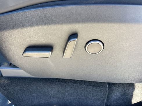 Used 2024 Tesla Model Y Long Range image 10