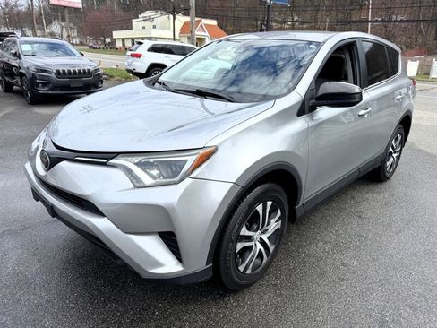 Used 2018 Toyota RAV4 LE w/ All Weather Liner Package image 1