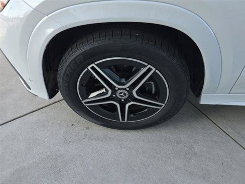 Certified 2025 Mercedes-Benz GLE 450 4MATIC image 13