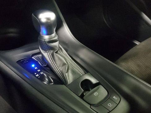 Used 2018 Toyota C-HR XLE image 30