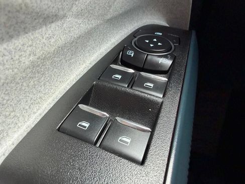 Used 2024 Ford Maverick XLT FWD image 19