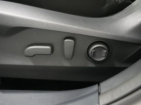 Used 2025 Subaru Outback Premium image 26