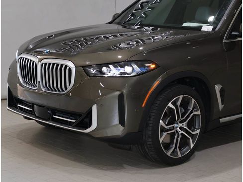 Used 2026 BMW X5 xDrive40i AWD/4WD image 2